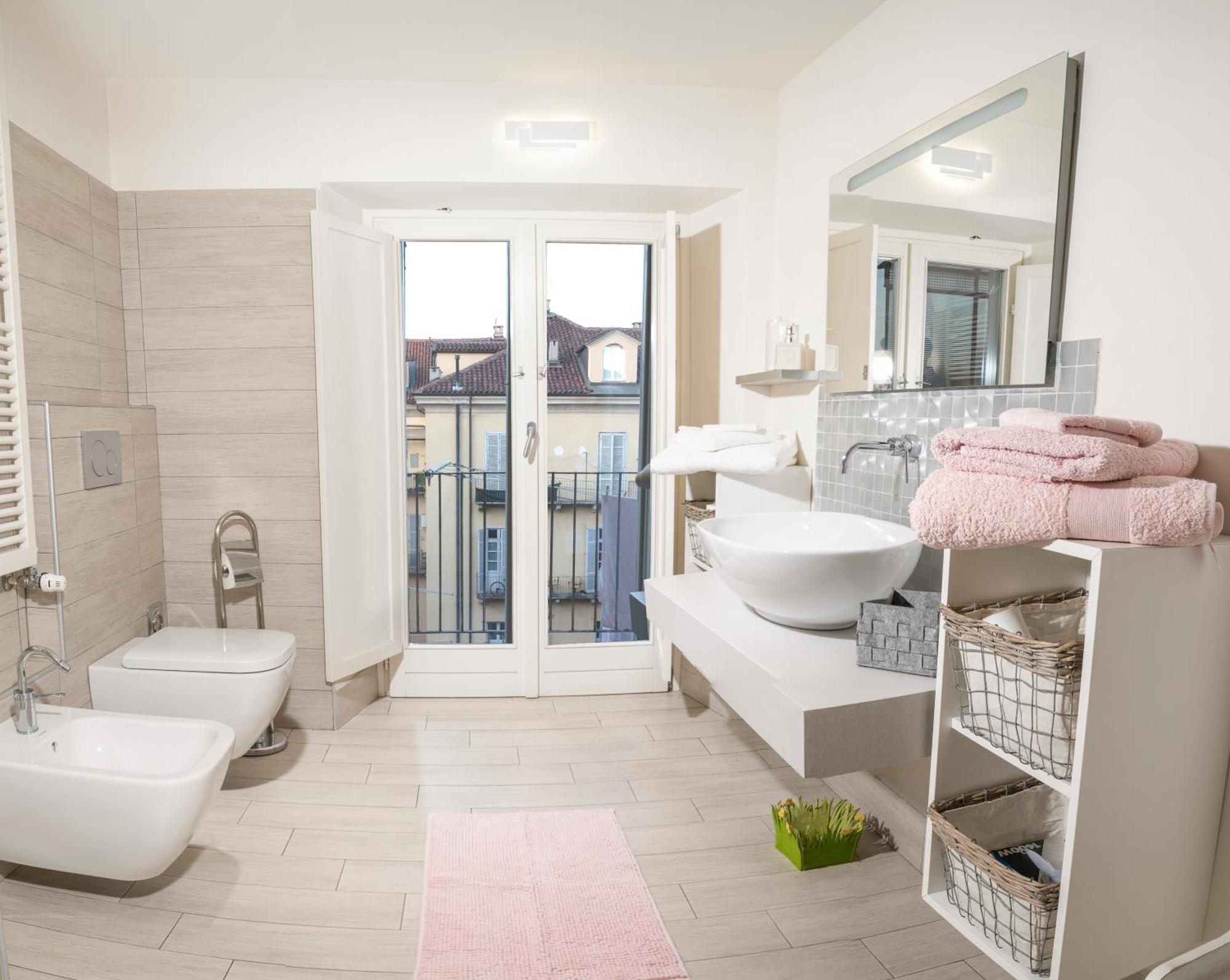 Family Apartment *